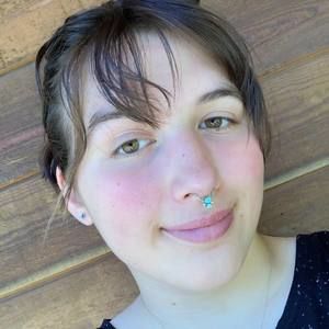 Meet your Posher, Abby